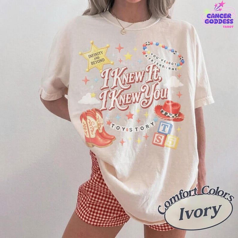 I Knew It I Knew You Shirt, Toy Story 5 Movie Tee, Retro Cowgirl Boots Shirts, Western Coquette Graphic Top, Toy Story Land Family Outfits afbeelding 2