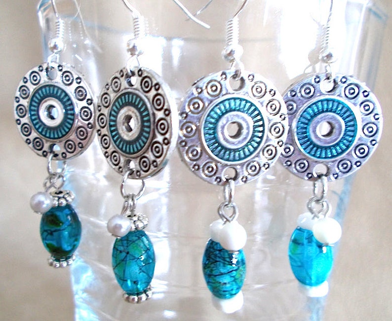 Summer Disc Dangle Earrings Silver /& Turquoise Enameled Disc Earrings Hawaiian Shell Jewelry Glass Splatter Bead Handmade Beaded Jewelry
