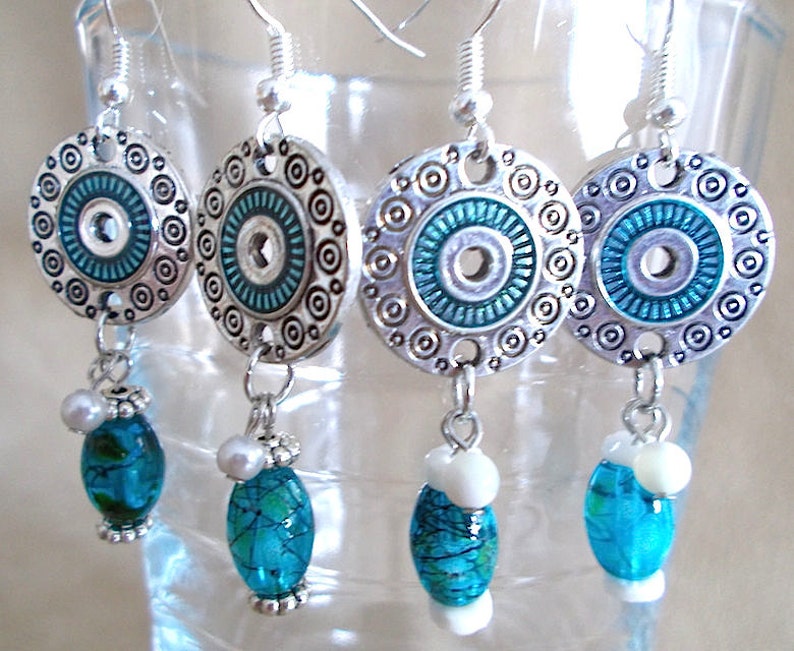 Summer Disc Dangle Earrings Silver /& Turquoise Enameled Disc Earrings Hawaiian Shell Jewelry Glass Splatter Bead Handmade Beaded Jewelry