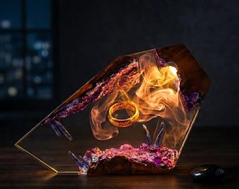 Lámpara de resina y madera con forma de anillo de El Señor de los Anillos, diorama de Mordor, luz nocturna, decoración fantástica, regalo ideal para él, regalo perfecto para los fans del cine.