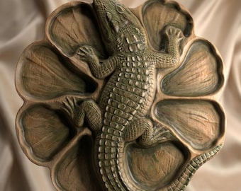 Crocodile Tray STL File | CNC Router & 3D Printer | Animal Relief Model | Digital Download