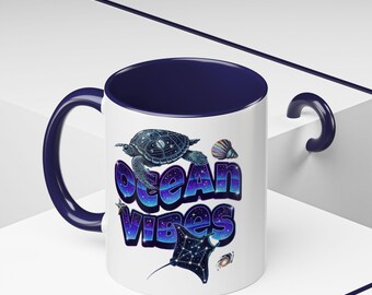 Ocean Vibes Keramisk Mugg: Havssköldpadda, Manta Ray, Galaxdesign – Coastal Coffee Cup