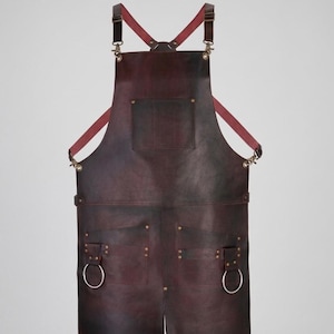Könnte beinhalten: Ein Set aus drei Keramik-Nisttöpfen in Blau-, Grün- und Weißtönen. Die Schalen haben ein gesprenkeltes Design und unterschiedliche Größen, ideal für die Zubereitung oder das Servieren von Speisen.