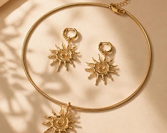 Gold Sun Jewelry Set, Celestial Necklace Earrings Set, Sun Pendant Necklace, Matching Gold Jewelry, Gift for Her, Minimalist Jewelry