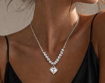 Sterling Silver Heart Necklace, Dainty Beaded Chain Necklace, Minimalist Silver Jewelry, Simple Heart Pendant, Gift for Her,