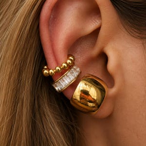 Set med 3 örhängen i guld, örhängen utan piercing, set med örhängen i förgyllt rostfritt stål, iögonfallande broskörhängen, kristallörhängen