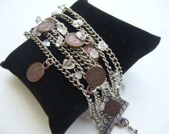 Chain bracelet with quartz and coin charms