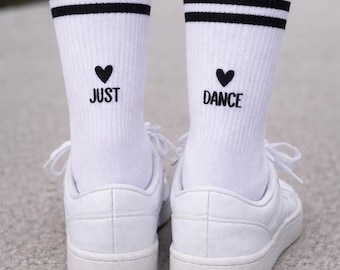 Statement Tennissocken, " JUST DANCE"  Socken mit Spruch, Geschenkidee, Statement Socken mit Herz