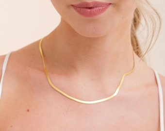 FAYE // Dainty snake chain necklace, waterproof necklace, herringbone Necklace, layering gold necklace, minimalist necklace, choker necklace