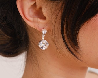 REESE // Silver crystal bridal drop earrings, elegant bridal earrings, simple bridal jewellery, classic bridal earrings