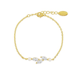 ERYN BRACELET // Gold Braut Armband, zartes Perlen Hochzeit Armband, CZ Hochzeit Armband, Perlenarmband, Brautjungfer Armband, Süßwasser