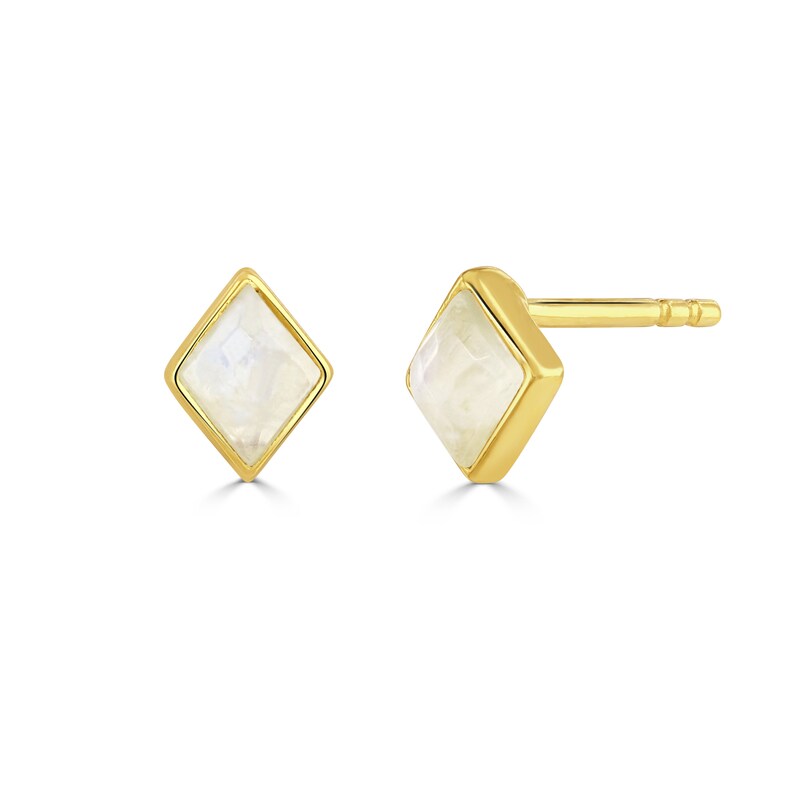 Petites boucles d'oreilles cerf-volant en pierre de lune en or // Boucles d'oreilles en pierres précieuses, petites boucles d'oreilles, bijoux avec pierre de naissance, cadeau pour elle, boucles d'oreilles minimalistes image 1