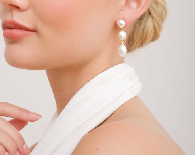 ROSA // Bridal Pearl Drop Earrings, Gold Wedding Earrings, Pearl
