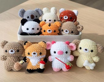 Peluche di animale all'uncinetto, giocattolo di peluche amigurumi fatto a mano, simpatico mini animale di peluche, regalo kawaii all'uncinetto, morbido compagno da scrivania, regalo per amanti degli animali