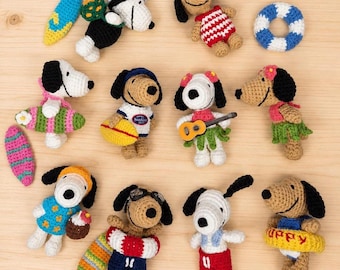 Gehäkelte Snoopy Sommer Schlüsselanhänger, Handgemachter Snoopy Strand Taschenanhänger, Süßer Amigurumi Hund Plüsch Schlüsselanhänger, Surfen Schwimmen Hawaiianisches Geschenk