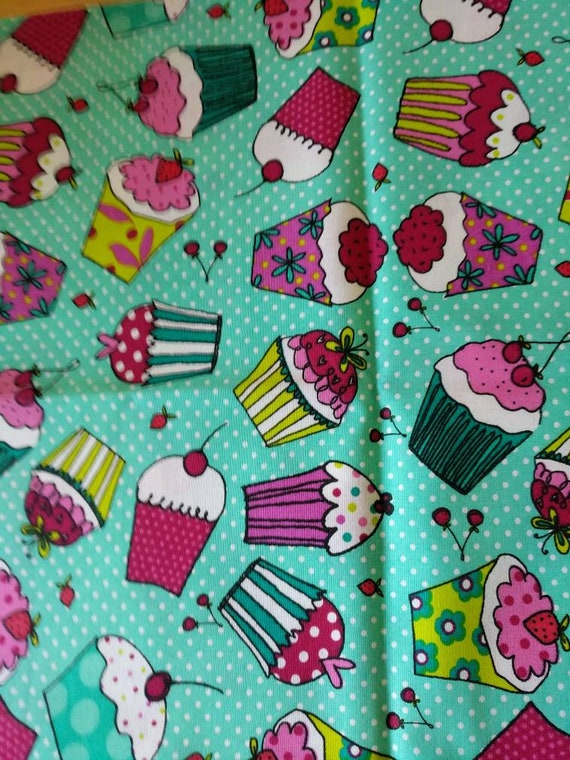 REMNANT-3/8 yard cotton fabric-cupcakes