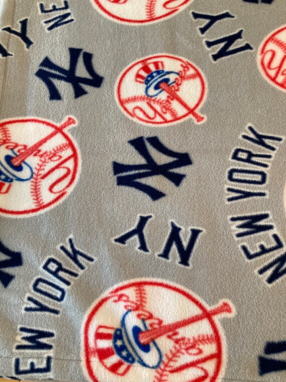 Yankees crib fleece