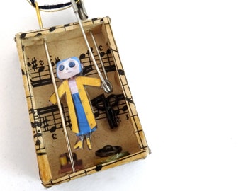 Miniature Coraline necklace
