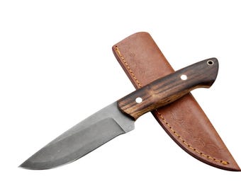 Ręcznie robiony nóż ze stali wysokowęglowej z ostrzem stałym – kwasoodporny nóż kempingowy z pochwą skórzaną