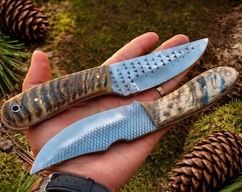 Ręcznie robiony zestaw noży Bushcraft & Skinner, ostrze stałe Drop Point Rasp Steel (opakowanie 2 szt.)