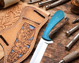 Ręcznie robiony nóż myśliwski ze stali D2 z uchwytem z niebieskiej żywicy, nóż EDC ze stałym ostrzem i skórzaną pochwą, nóż kempingowy Bushcraft na prezent dla mężczyzn