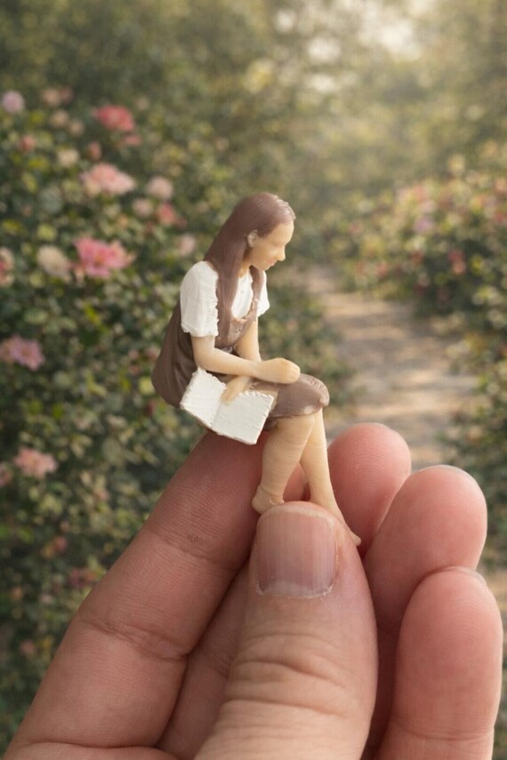 Custom 3D Figurine from Photo | Personalized Statue | Up to 4 Colors — photo 7 (ref 56CA4B0F)