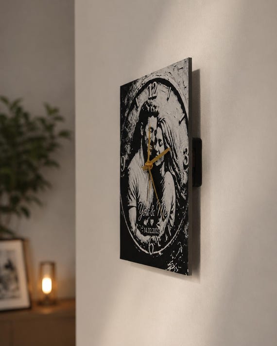 Personalized 3D Photo Clock | Custom Wall Desk Decor, 3D Printed Stand — photo 7 (ref FE7F1B10)