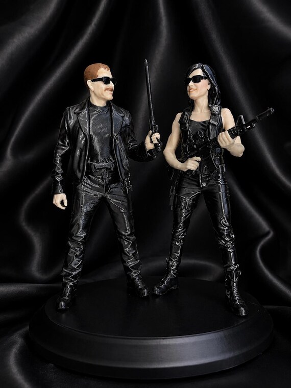 Personalized 3D Figurine from Photo | Max 4 Colours | Silk Black — photo 1 (ref 37BF1882)