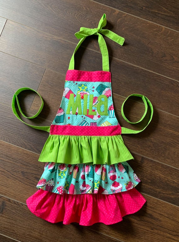 Childs Personalized Cupcake Apron, Girl Child Apron, Embroidered Girls Apron, Kids Personalized Apron, Christmas Apron, Kids Christmas Apron