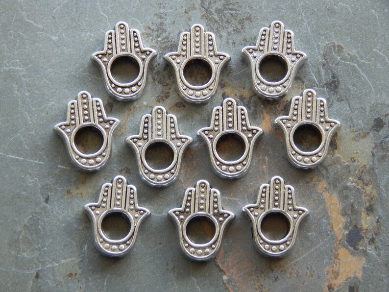 15.5X13mm Antique Silver Hamsa Hand Bead Frame Charm Pendants 10 PC INDOC284
