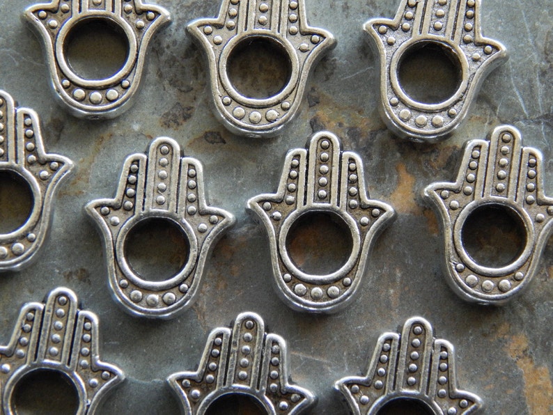 15.5X13mm Antique Silver Hamsa Hand Bead Frame Charm Pendants 10 PC INDOC284