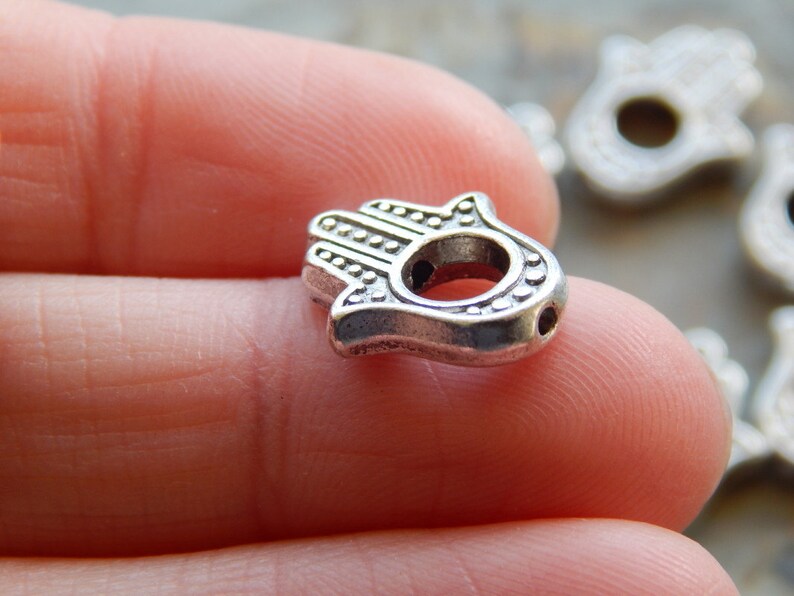 15.5X13mm Antique Silver Hamsa Hand Bead Frame Charm Pendants 10 PC INDOC284