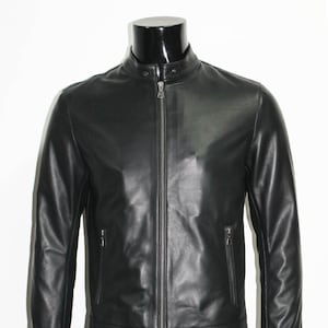 Italian handmade Fantastic slim fit Men soft genuine lambskin leather jacket color Black