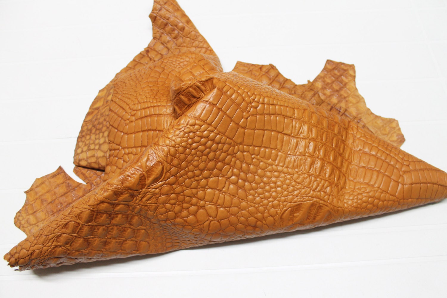 Italian Lambskin leather skins hides TAN ALLIGATOR CROCODILE embossed 6sqf