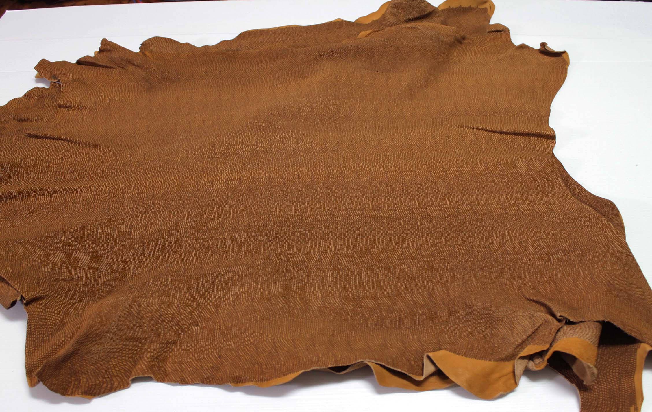 LIZARD REPTILE CAMEL Brown embossed vegetable tan thick Italian