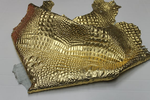 Italian Goatskin leather 12 skins hides METALLIC GOLD CROCODILE Alligator embossed 75-80sqf | Attrayant Et Durable
Italian Goatskin leather 12 skins hides METALLIC GOLD CROCODILE Alligator Alligator Alligator embossed 75-80sqf | Attrayant Et Durable
16fcd6