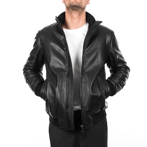 Italian handmade Men soft Genuine lambskin leather bomber jacket color Black comfortable fit