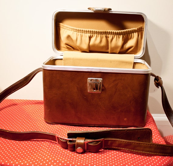 Items similar to Vintage Leather Camera Case on Etsy