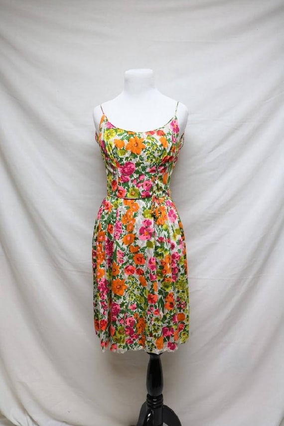 Colourful 1960s Floral Bouquet Print Day Dress