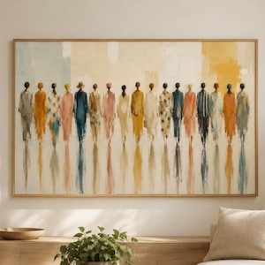 K&ouml;nnte beinhalten: Ein rechteckiger Wandkunstdruck in einem hellen Holzrahmen mit einer horizontalen Reihe abstrakter Figuren in verschiedenen Farben wie Orange, Blau, Gelb und Grau. Die Figuren sind mit vertikalen Pinselstrichen und Reflexionen dargestellt.