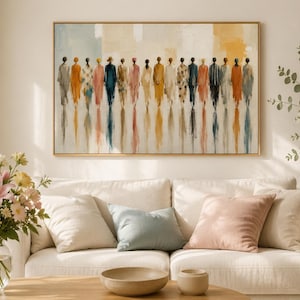 K&ouml;nnte beinhalten: Ein rechteckiges Wandbild mit einer Reihe abstrakter Figuren in verschiedenen Farben, darunter Orange-, Blau-, Gelb- und Graut&ouml;ne. Die Figuren sind mit vertikalen Pinselstrichen dargestellt, die unter ihnen einen Spiegeleffekt erzeugen.