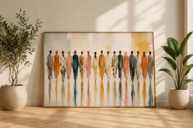 K&ouml;nnte beinhalten: Ein rechteckiges gerahmtes Wandbild mit einem abstrakten Gem&auml;lde einer Reihe von Figuren, die von hinten zu sehen sind. Die Figuren sind in verschiedenen Farben wie Orange, Blau, Gelb und Wei&szlig; dargestellt, wobei vertikale Pinselstriche einen Spiegeleffekt erzeugen.