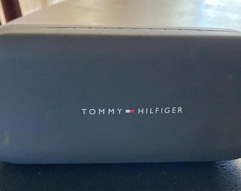 Vintage Tommy Hilfiger Eueglass Case