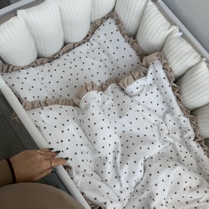 Juego de ropa de cuna de muselina para bebé – Estampado de corazones, 100 % algodón orgánico, ropa de cama infantil hecha a mano