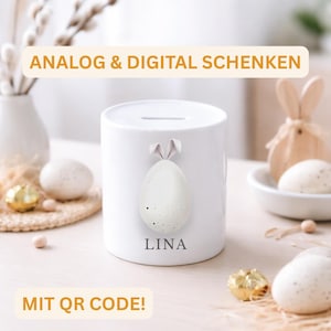 Könnte beinhalten: Rustikales Holzschild mit dem Text "Welcome to our home" in weißer Schrift. Das Schild hat eine Used-Optik und ein schlichtes, einladendes Design, perfekt für eine Veranda oder einen Eingangsbereich.