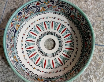 Lavabo de cerámica marroquí artesanal. Recipiente artesanal personalizable.