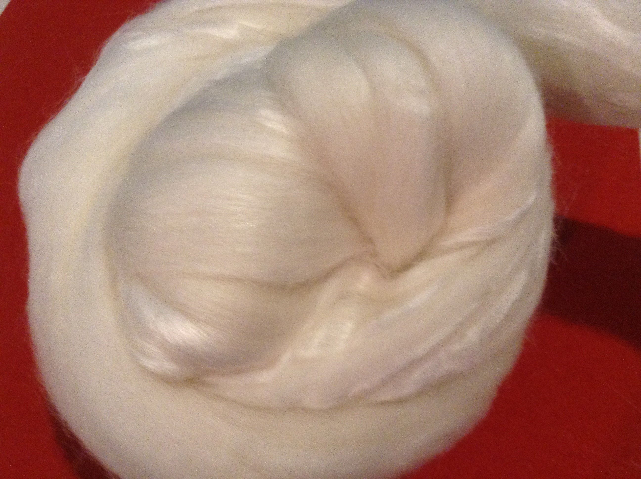 Needle Felting Wool, 3.5Oz Nature Fibre Wool Yarn Roving for Wet Felting,  Handcrafts (Light Coffee) 