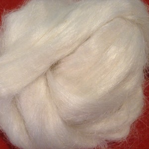 Himalayan Nettle roving, Himalayan Nettle top, 100 grams of plant based fiber, &quot;Fair Salary&quot; sourced