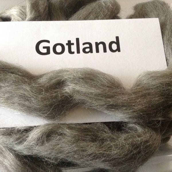 Gotland roving, Grey Gotland Top, 100 grams of gotland wool fiber, great for spinning and felting