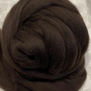 Haunui Wool Roving - Combed Top - 100 grams - Ebony - Extra Fine Wool - very soft